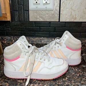 Youth Adidas HOOPS MID 3.0 K Basketball Shoe Sneaker Sz 2White Pink HP6158